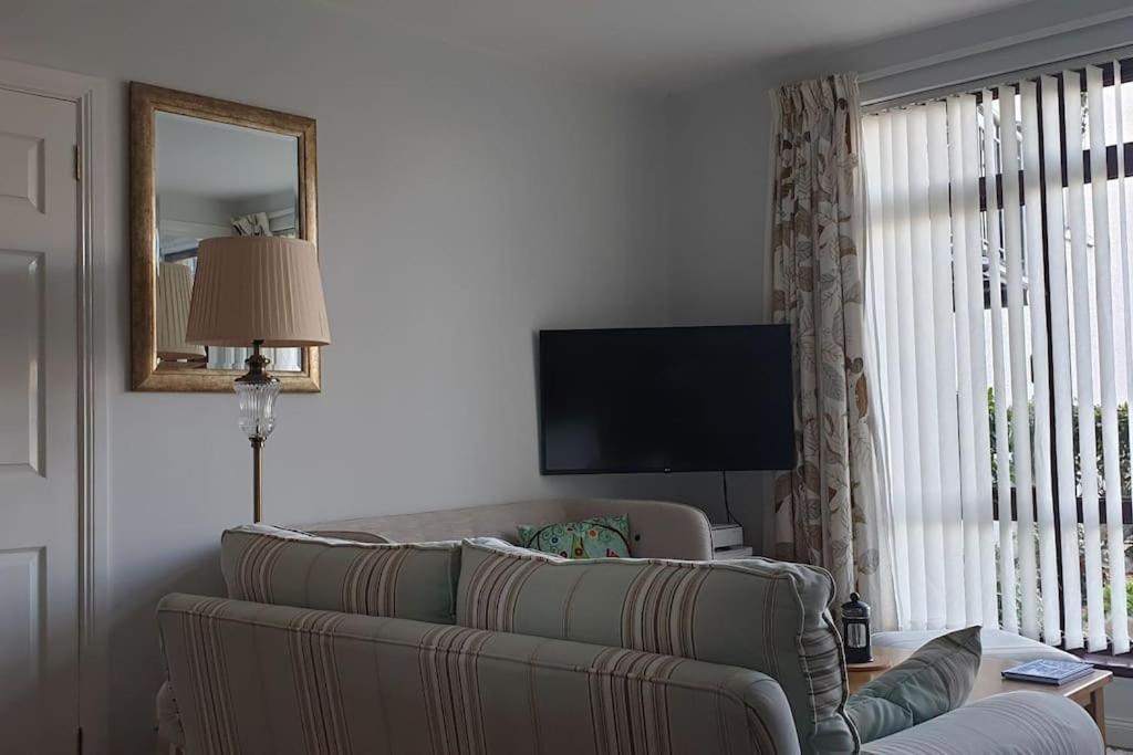 Seafront Apartment, Ground Floor, Free Parking Newcastle  Exterior foto